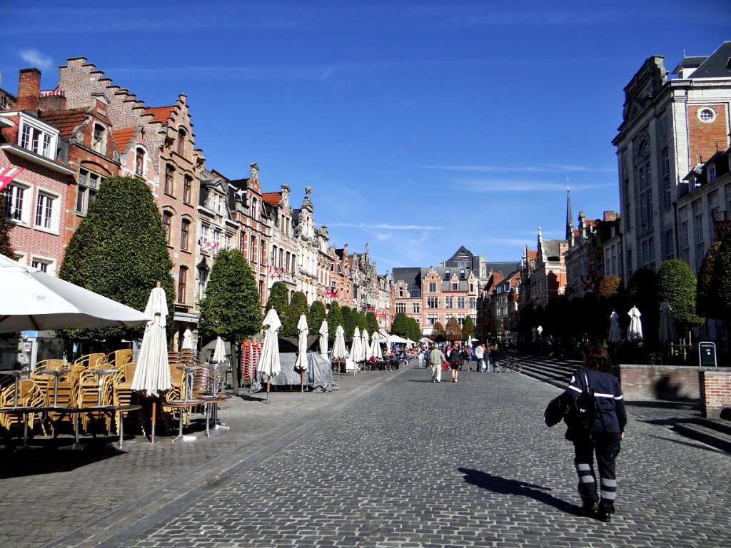 41 Leuven - Oude Markt.JPG